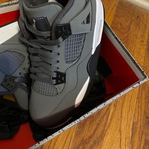 Cool grey 4’s